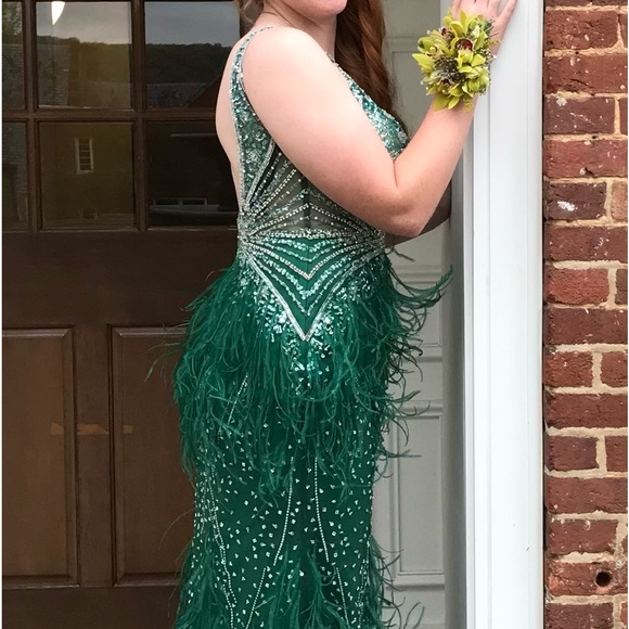 Jovani Dresses & Skirts - Jovani 03023 Sheer Bodice Beaded Adorned Feather Fitted Emerald Green Gown